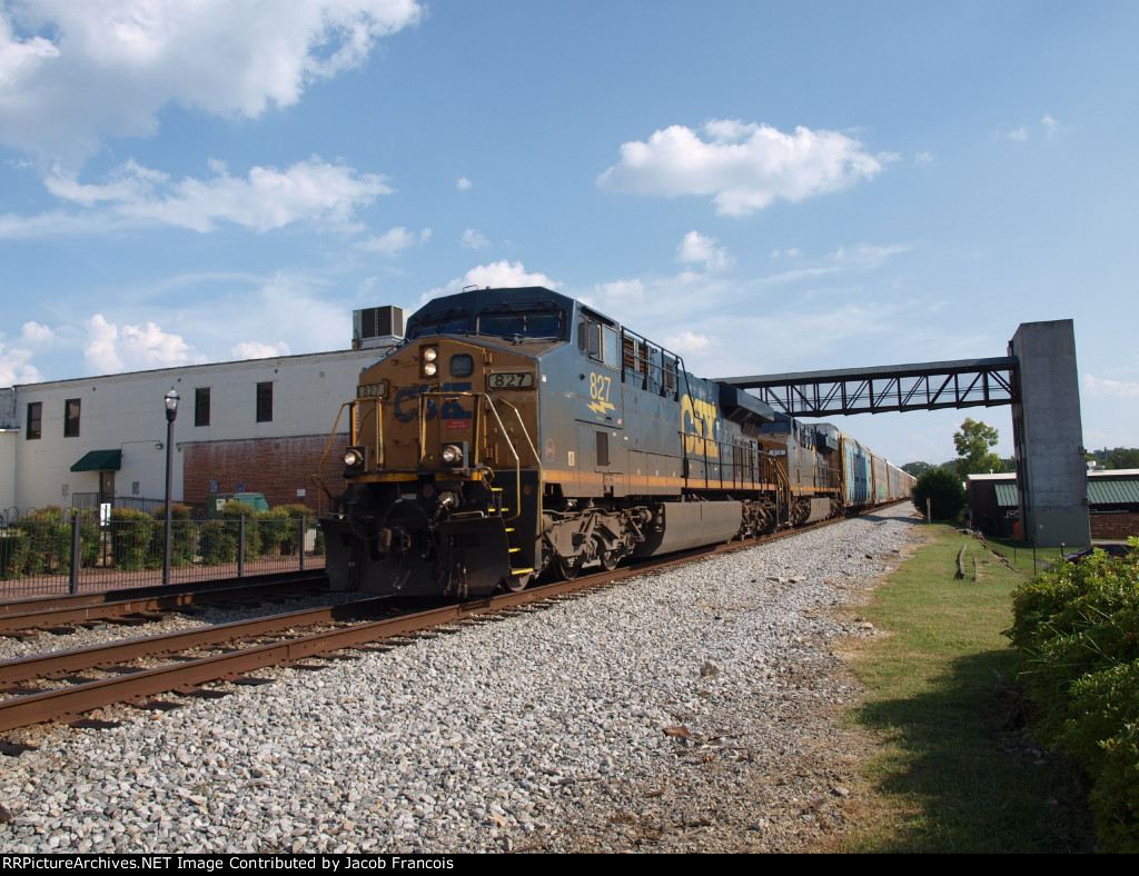 CSX 827